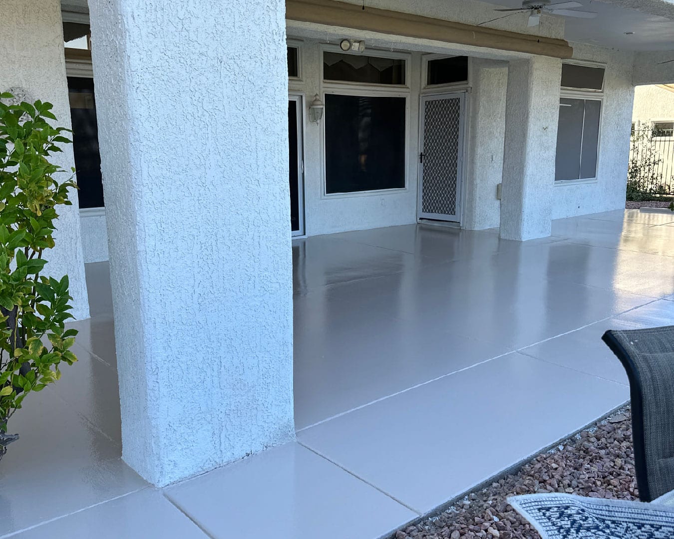 Epoxy flooring on backyard patio